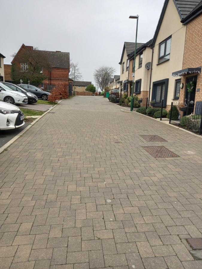 Immaculate 3 Bedroom Property. 노팅엄 외부 사진